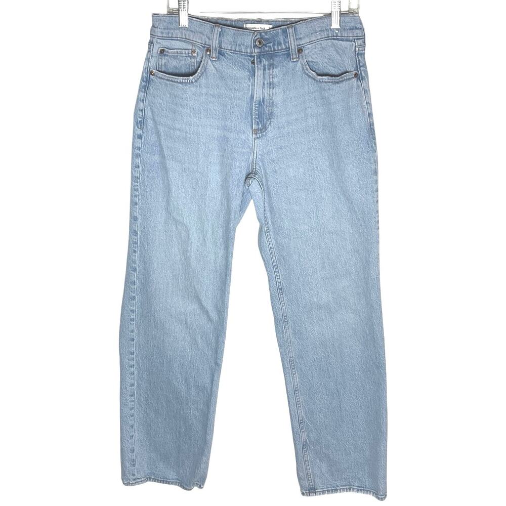 ABERCROMBIE & FITCH Women’s The Baggy Lowrise Jean Lightwash 28